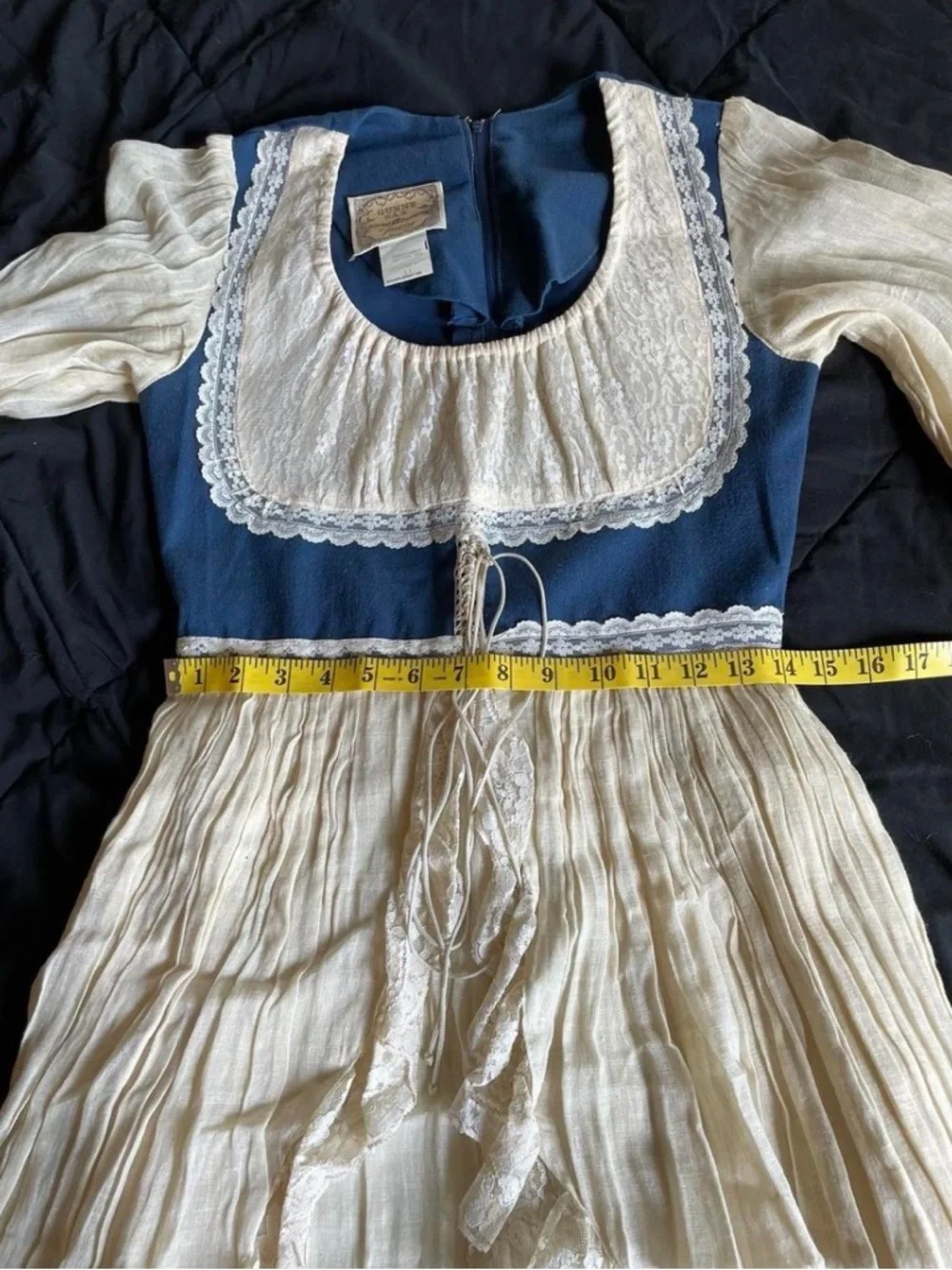 White gauzey Gunne Sax with blue dirndl belt - Picture 3 of 5